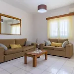 Varvarigos Village Apartment *