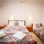 Varvarigos Village Apartment Áyios Kírikos