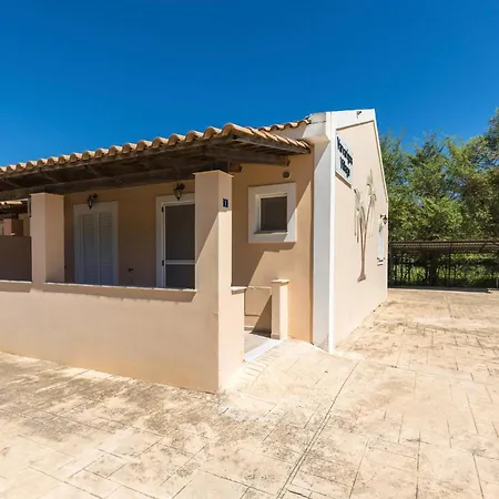 Varvarigos Village Apartment