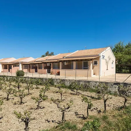 Varvarigos Village Apartment *