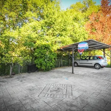 Apartman Varvarigos Village *