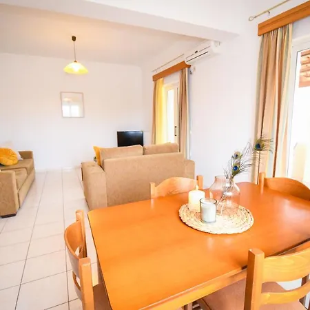Apartament Varvarigos Village Áyios Kírikos