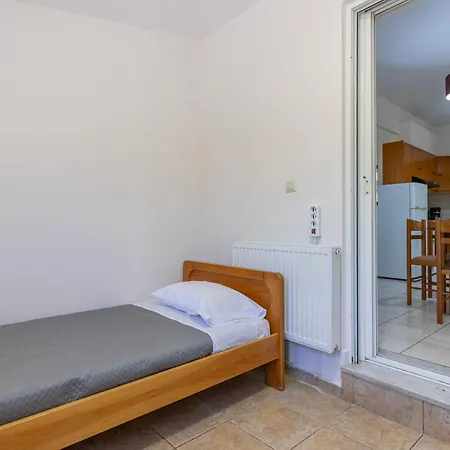 Apartament Varvarigos Village