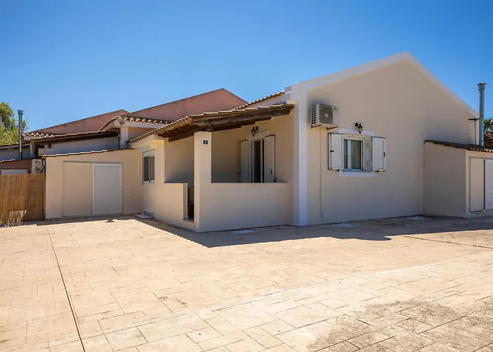 Varvarigos Village 公寓